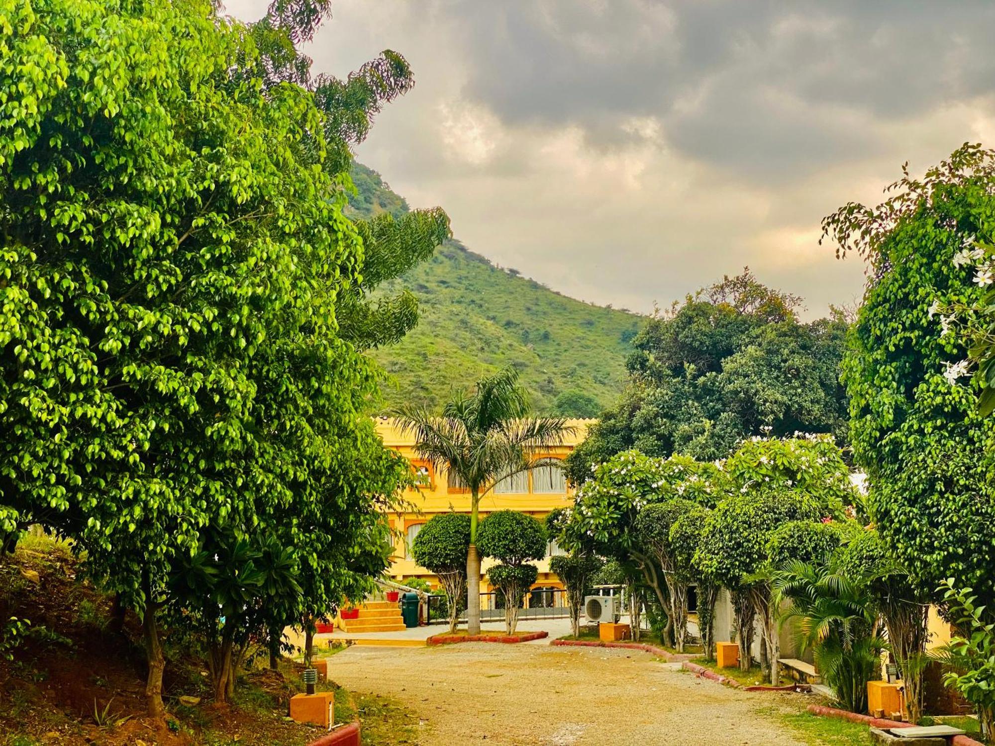 Udai Nature Valley Resort By An Hotels-A Peacefull River Retreat Udaipur Exterior photo
